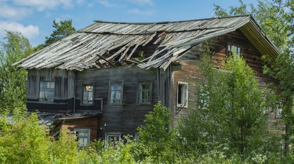 Cottage Demolition in Raleigh