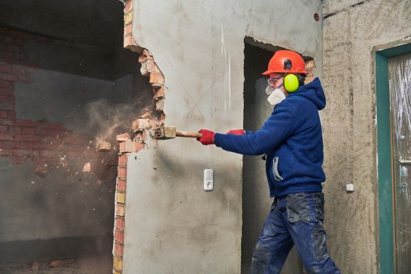 Concrete Wall Demolition in Raleigh